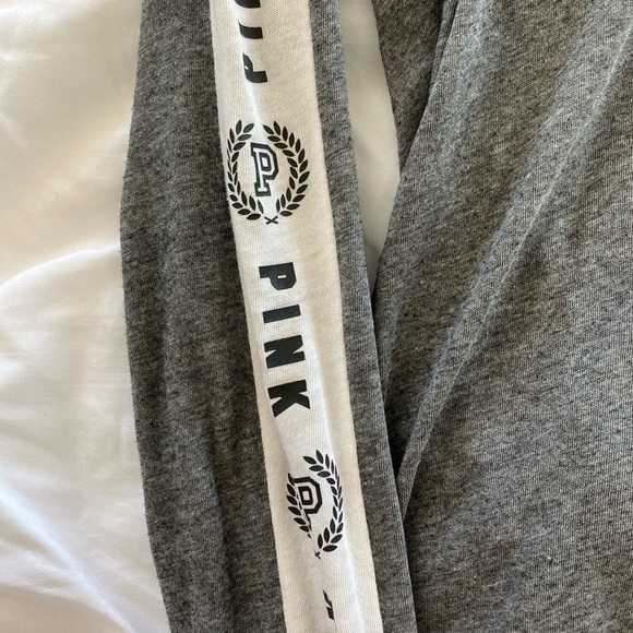 gray long sleeve PINK victoria’s secret sweater - Picture 2 of 4